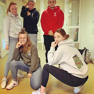 Linjojen opiskelijoita