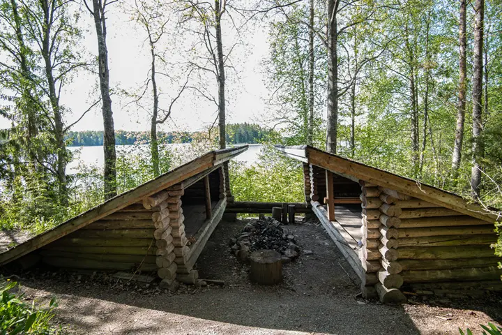 Laavu sivusta